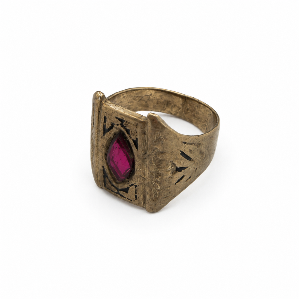 Vintage 1960s Afghani Kuchi Tribal Signet Ring Ruby Bronze Tone