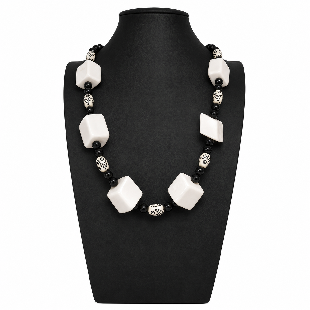 Vintage Mod Black and White Geometric Beaded Necklace