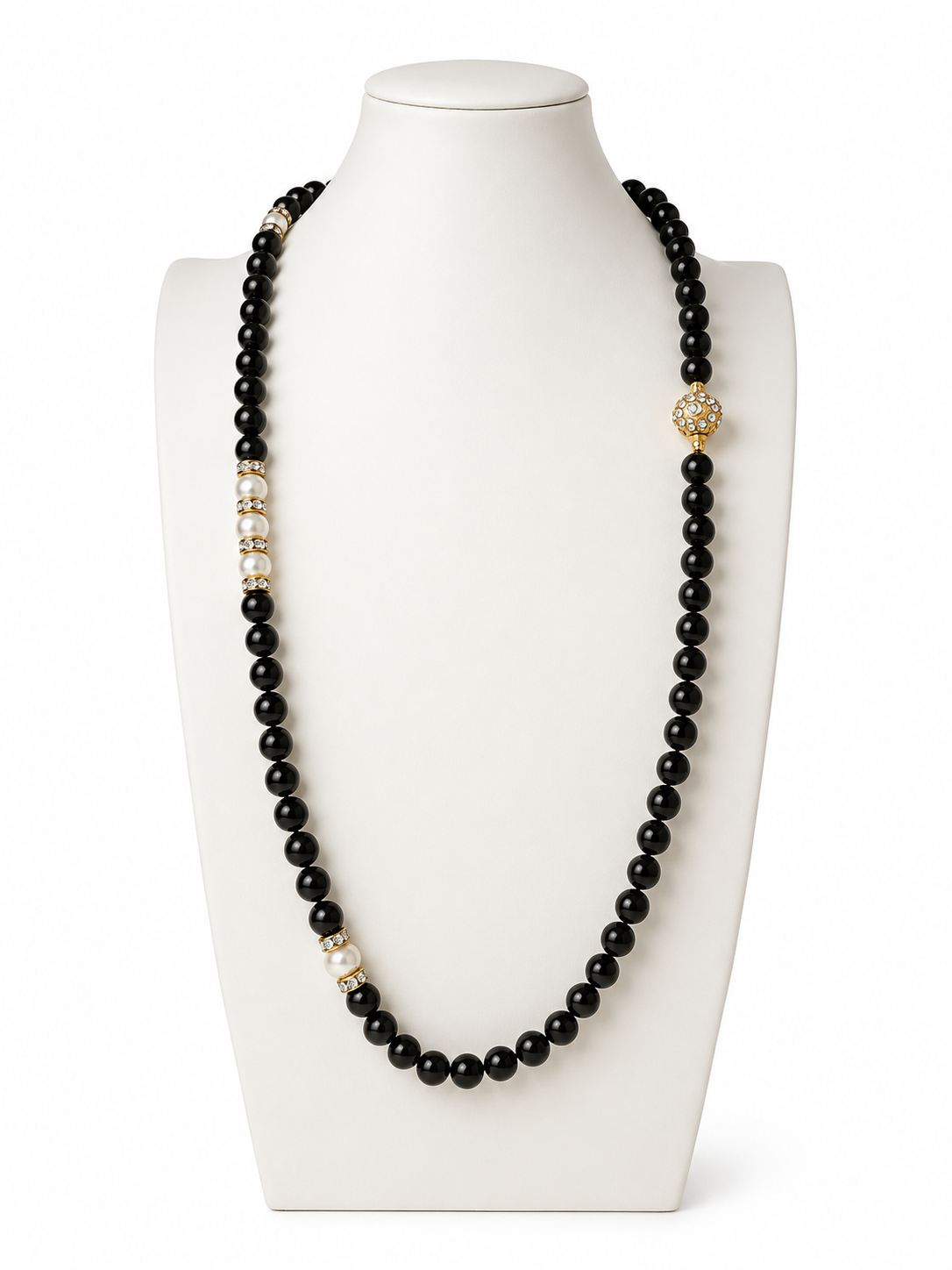 Vintage Black Beaded Necklace with Faux Pearls