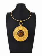 Vintage Dolce Vita Gold Plated Agate Medallion Necklace