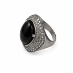 Vintage Retro Glam Black Stone Cocktail Ring