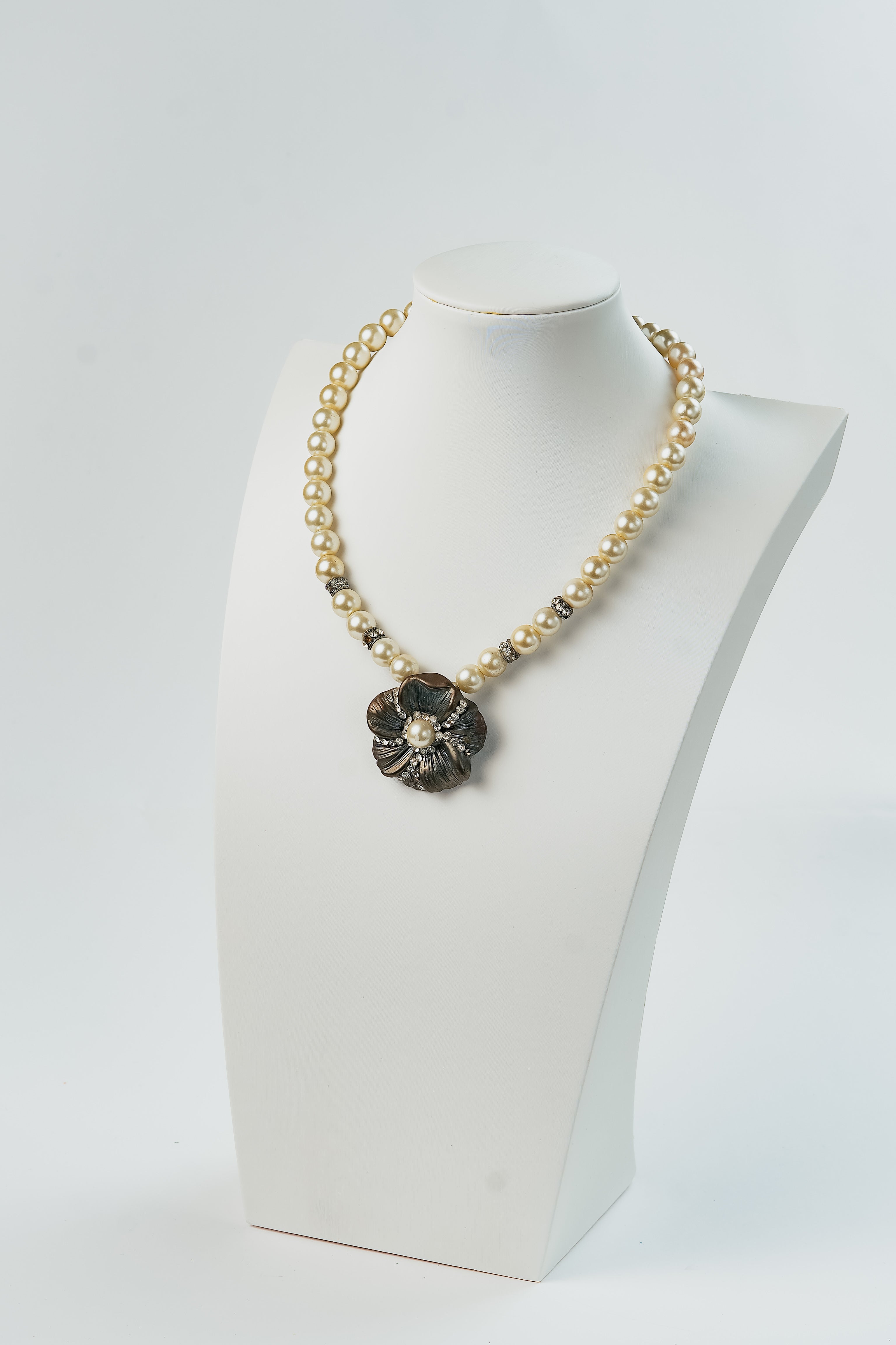 Vintage Floral Pearl Statement Necklace