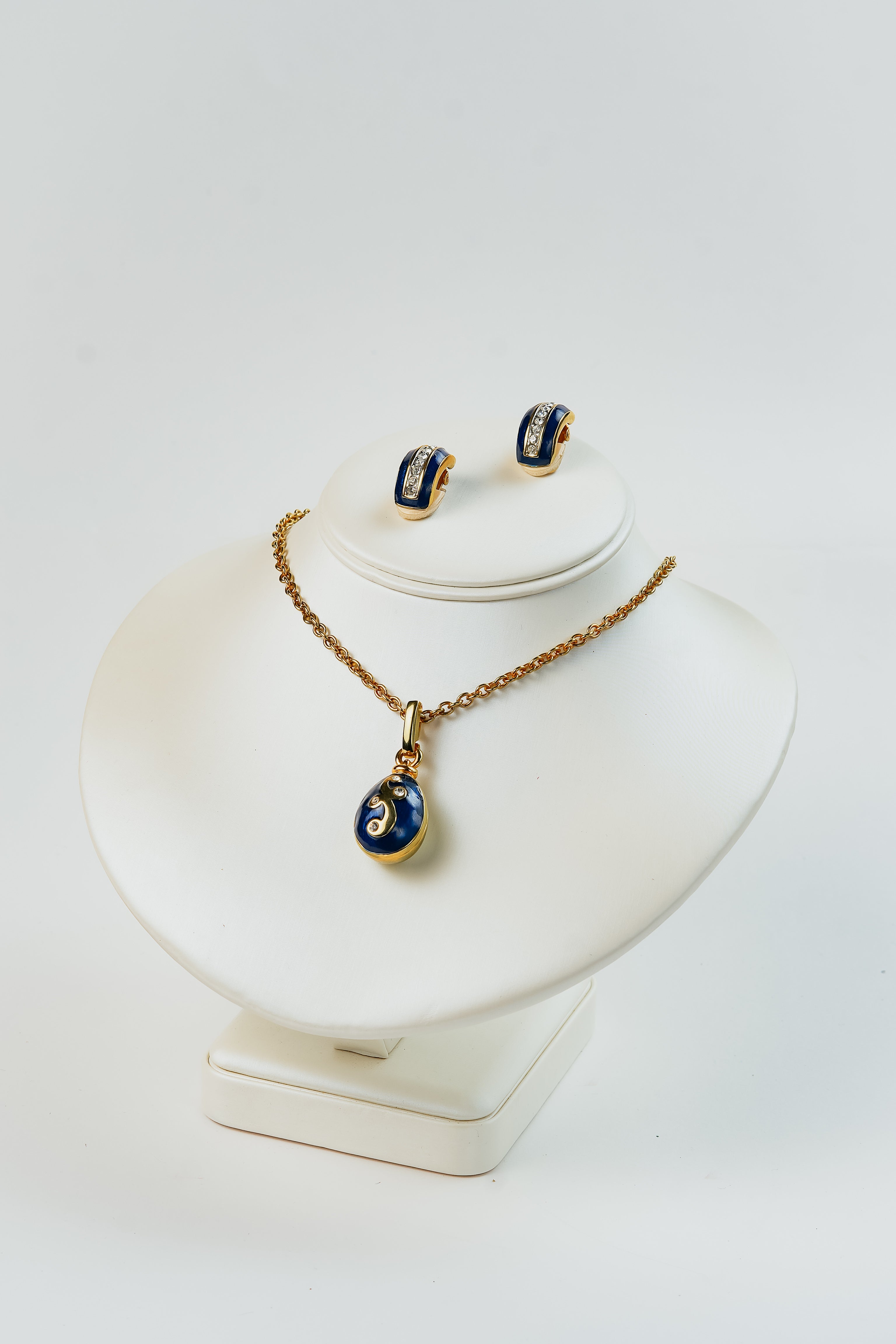 Italian Enameled Pendant & Earrings Set