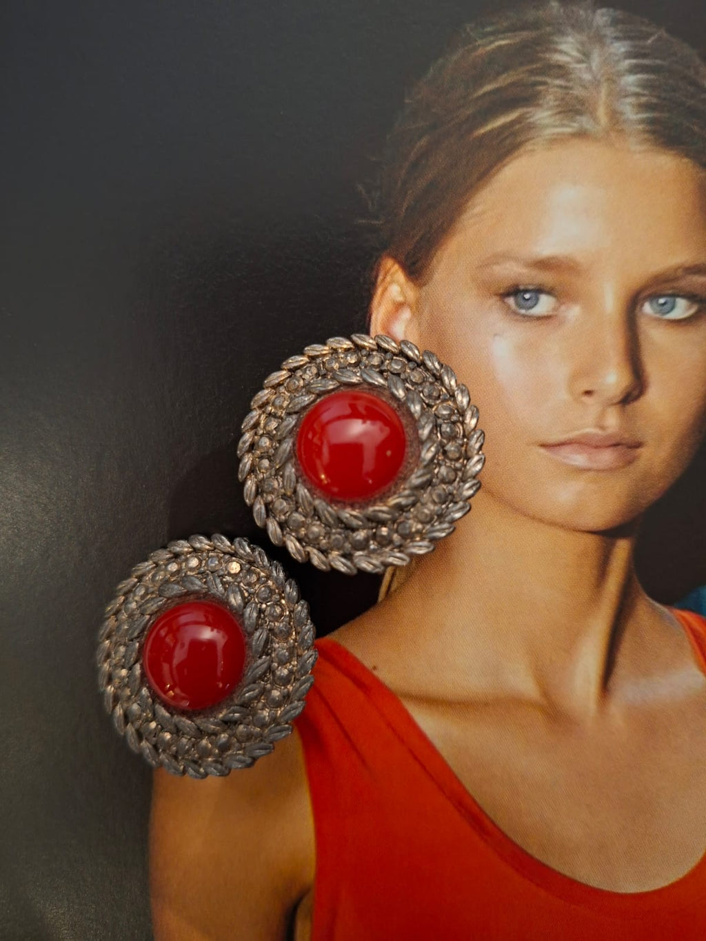 Vintage Retro Red Cabochon Silver-Tone Rope Earrings