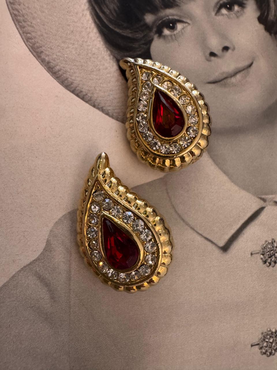 Vintage Crystal Teardrop Statement Clip On Earrings