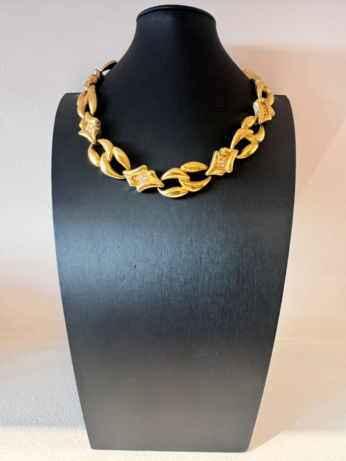 Vintage Modernist Link Crystal Necklace