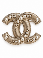 Chanel Vintage Textured Faux Pearl CC Brooch