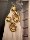 Vintage Hammered Gold Tone Resin Drop Clip-On Earrings