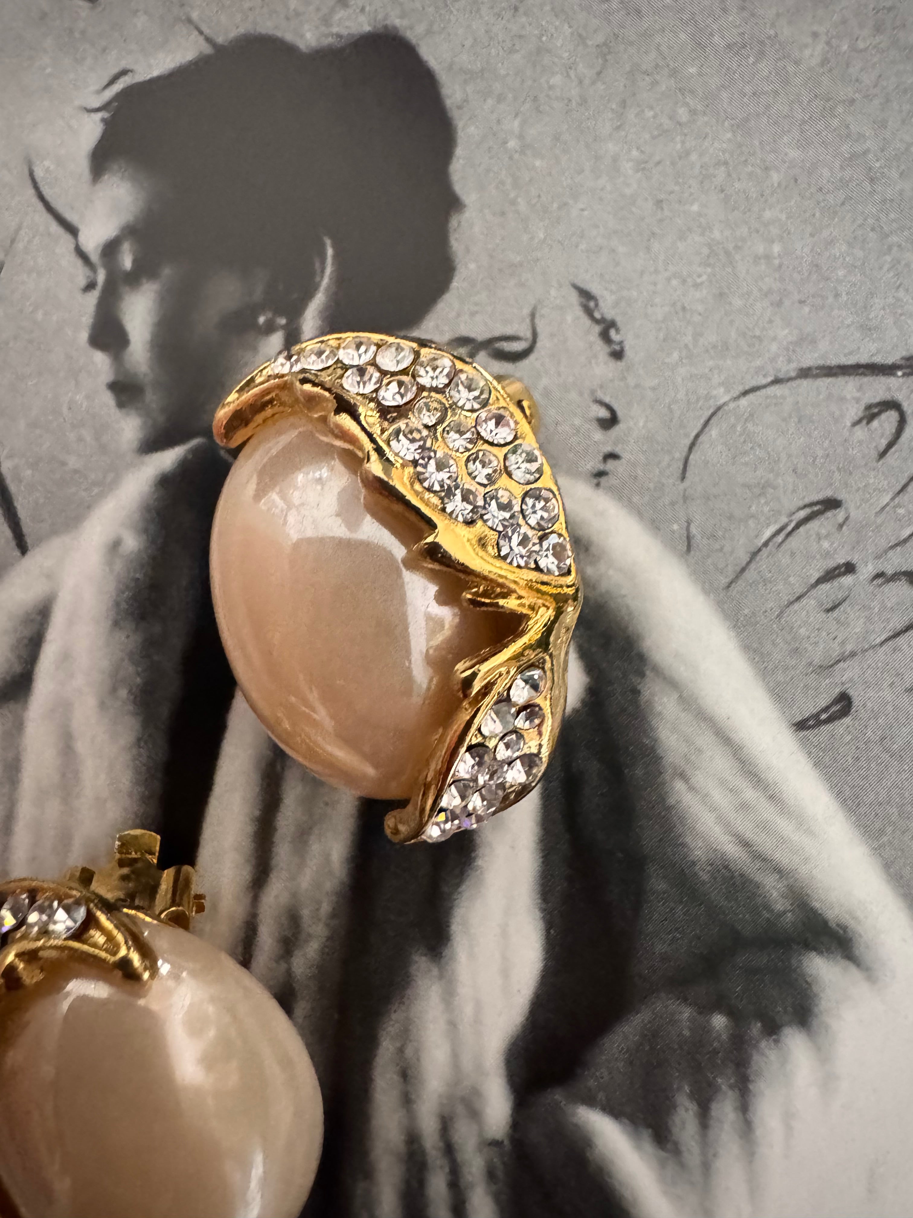 Vintage Retro Glam Pearl & Crystal Sculptural Earrings