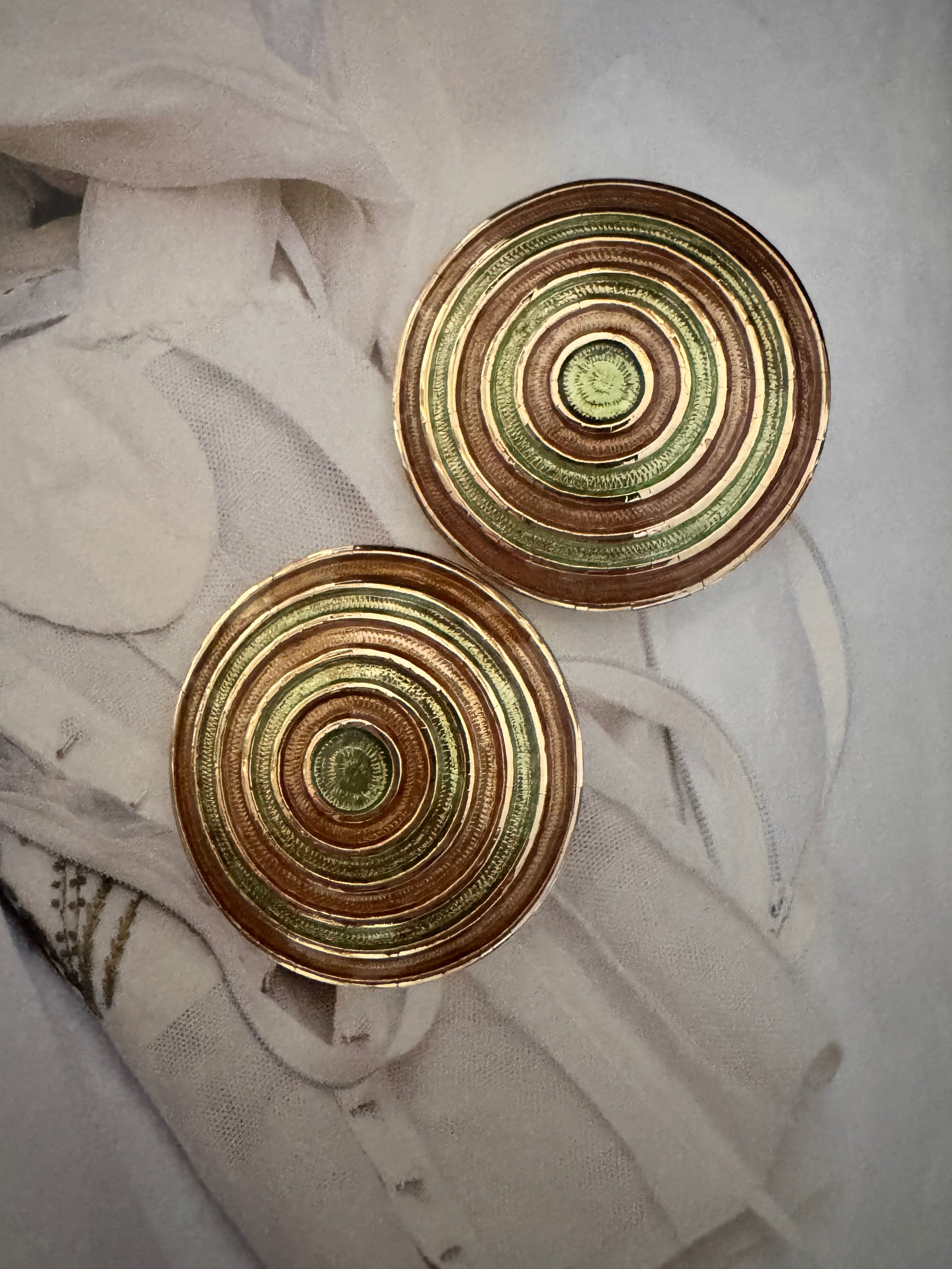 Vintage Oversized Concentric Circle Clip-On Earrings