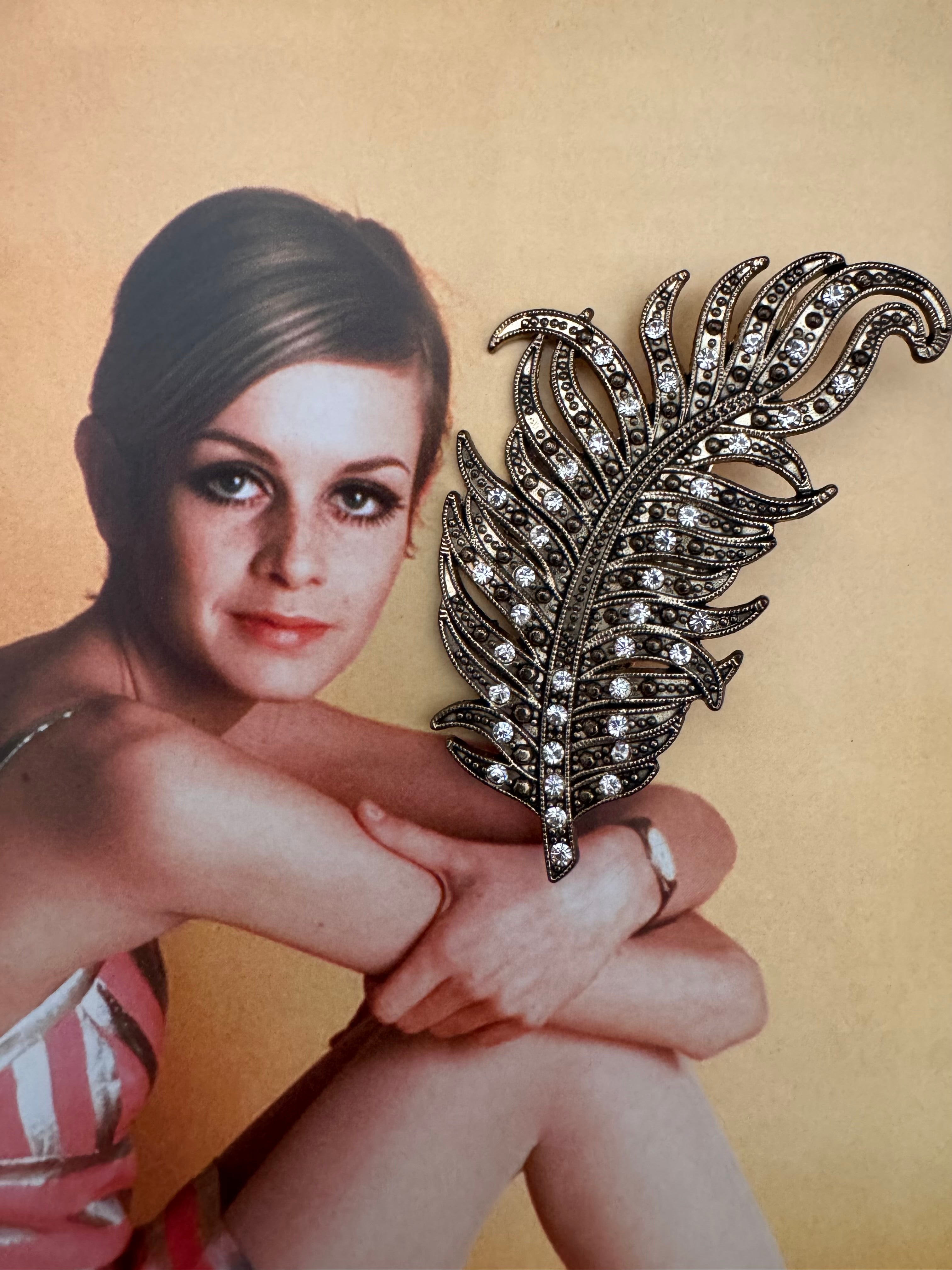Vintage Rhinestone Feather Hair Pin