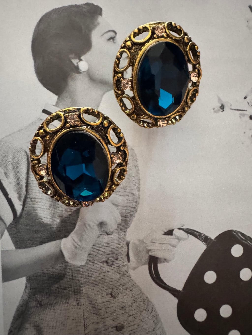 Vintage Blue Glass Cabochon Clip-On Earrings
