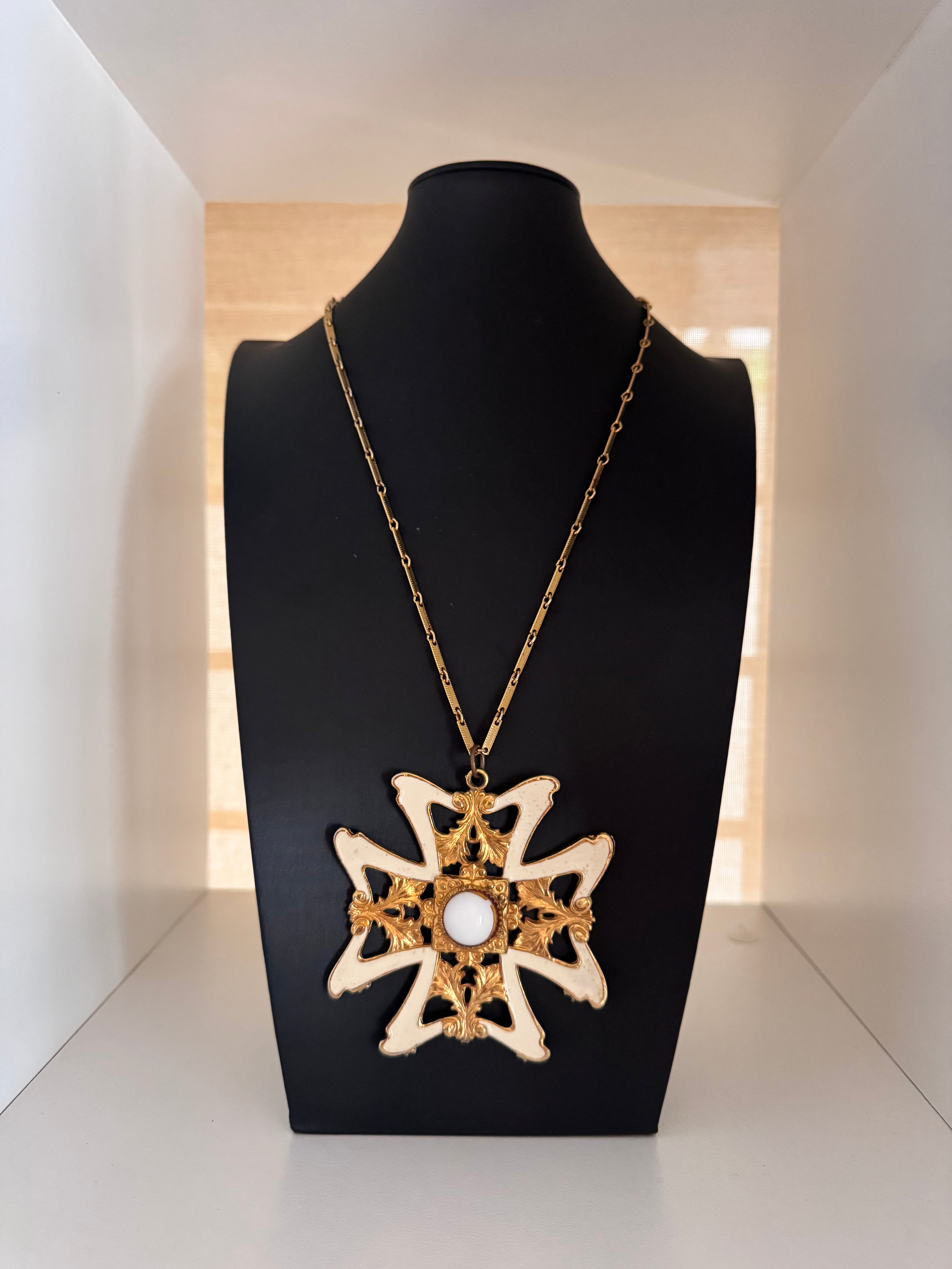 Vintage Maltese Cross Pendant Necklace