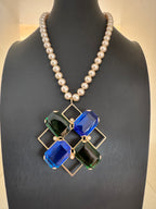 Vintage Postmodern Geometric Grid Faux Pearl Necklace