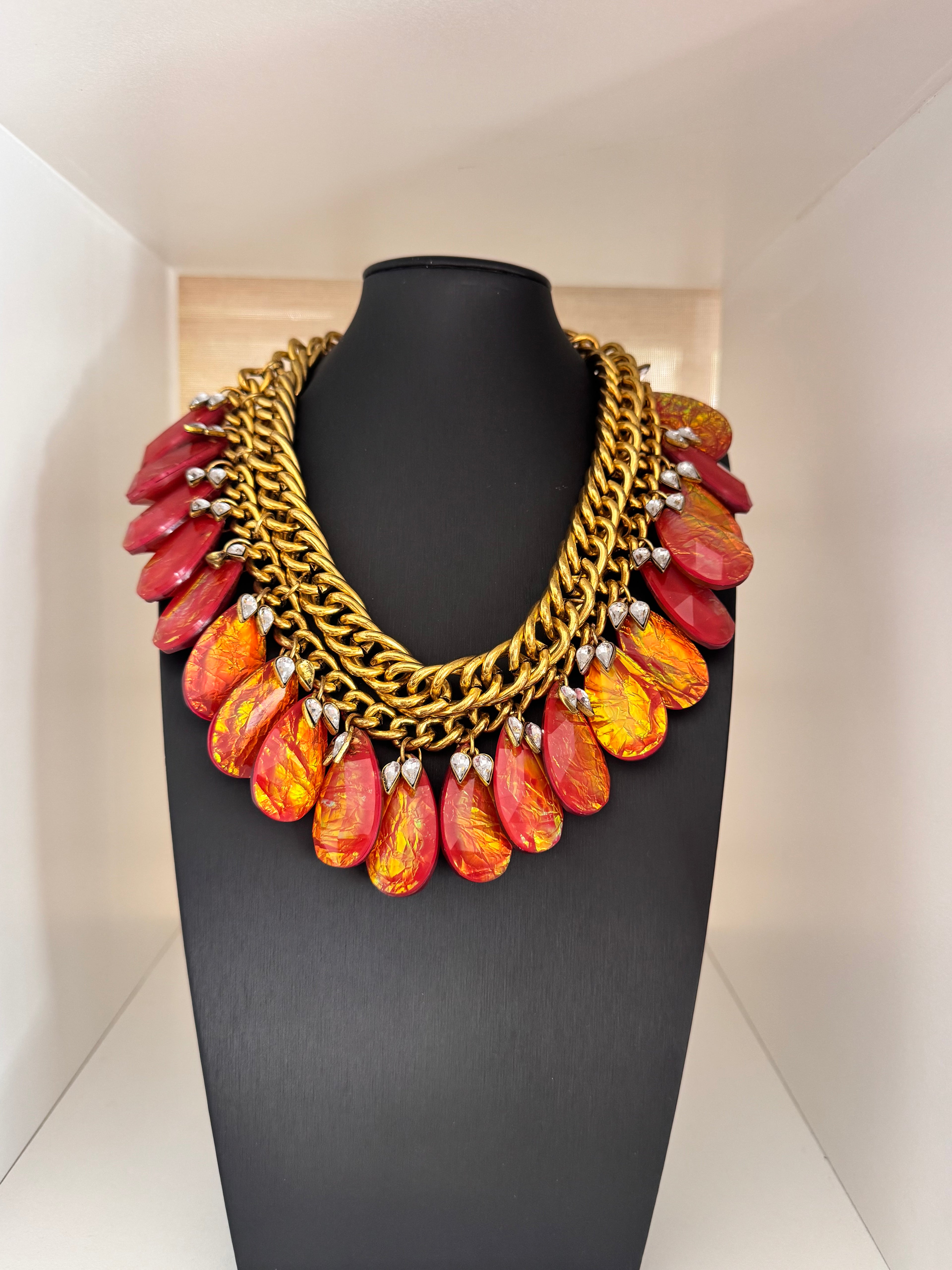 Vintage Marbled Resin Statement Necklace in Gold Tone