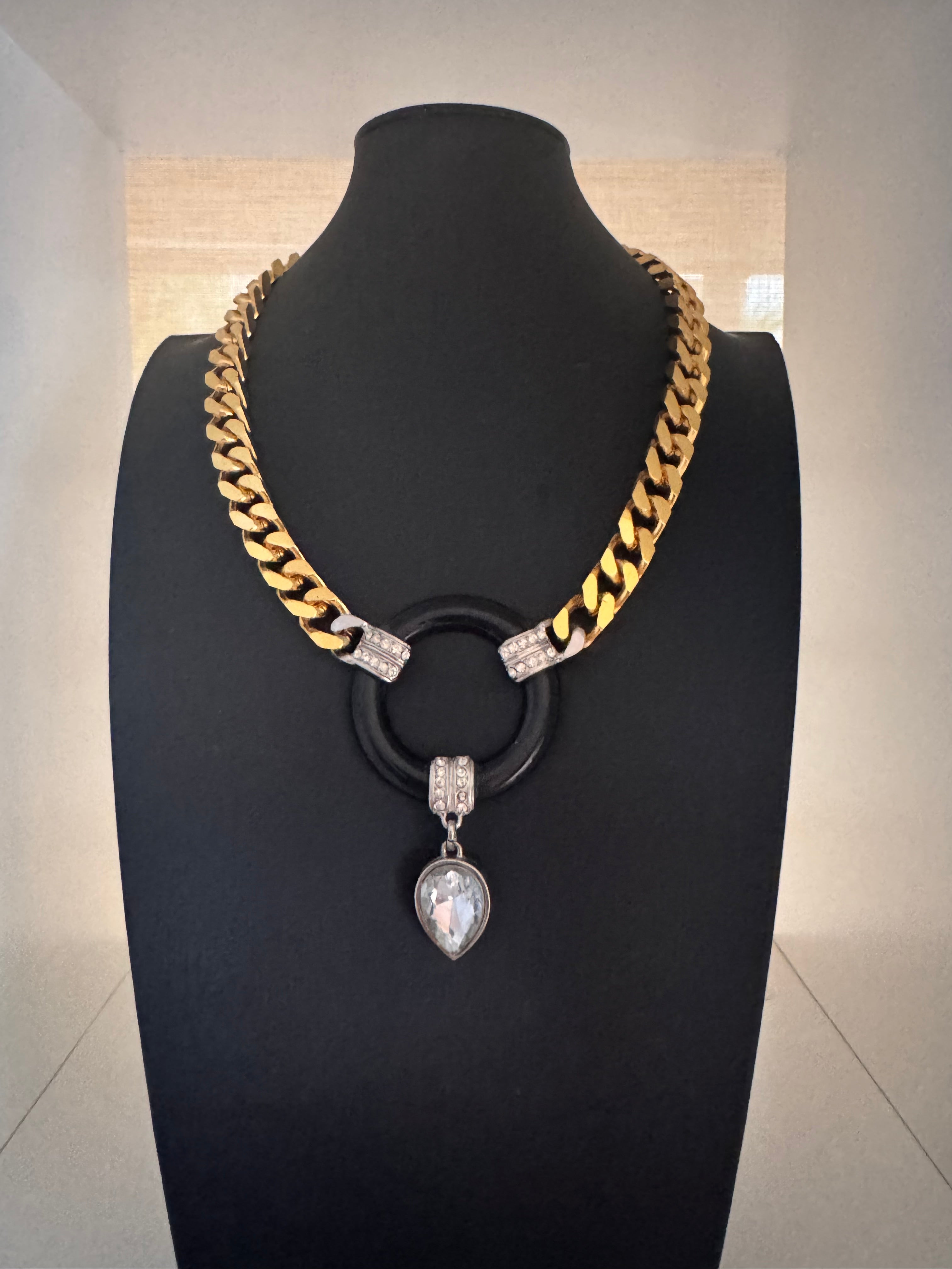 Vintage 1980s Gold-Plated Curb Chain & Onyx-Tone Pendant Necklace